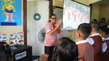 Guru di Pulau Saparua pertahankan sekolah berkat PNM