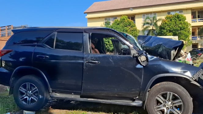 La aparición del automóvil accidental transportado por el vicepresidente del NGAWI DPRD