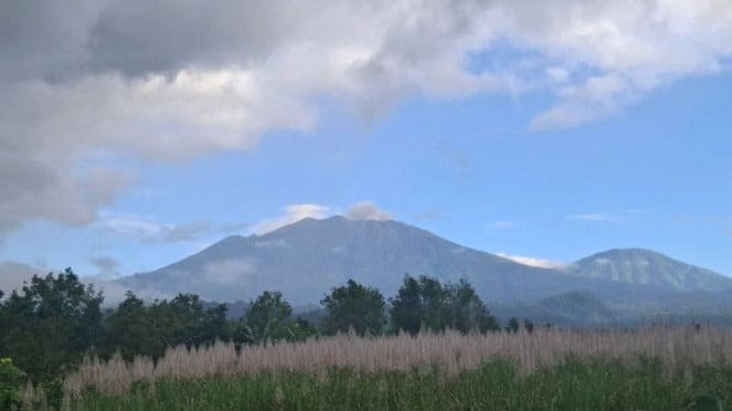 Mount Raung, Erupciones de Java Oriental