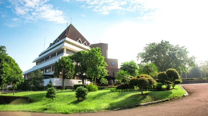 Bogor Agricultural University (IPB).