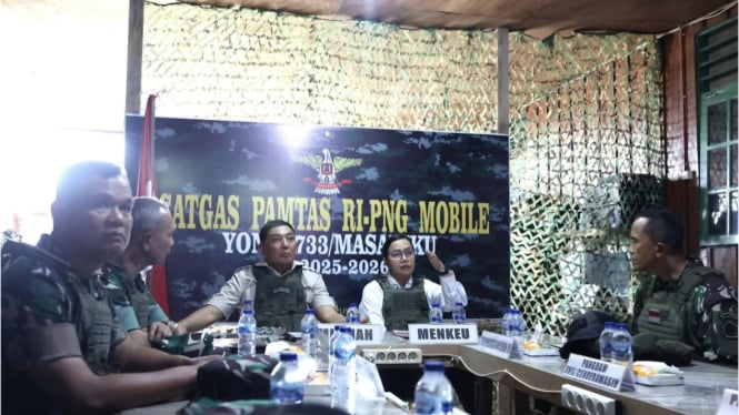 VIVA Militer: Menhan Sjafrie dan Menkeu Sri Mulyani di Poskotis Kenyam