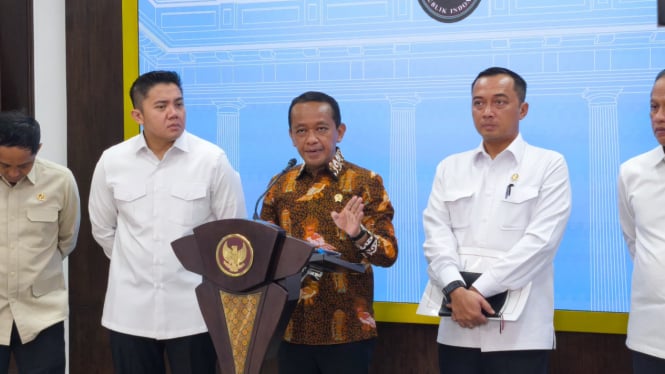 6847c24265e6c-izin-tambang-pt-gag-nikel-tak-dicabut-pemerintah-bakal-awasi-operasionalnya_665_374