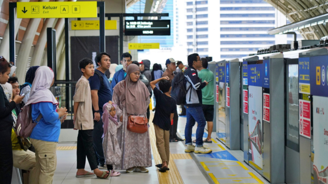 LRT Jabodebek [Humas LRT Jabodebek]