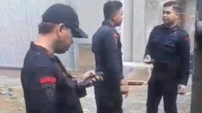 Rumah Eks Menpora Hayono Isman Dijaga Polisi (Doc: Istimewa)
