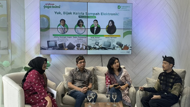 Erajaya.