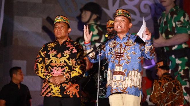 "Gubernur Agustiar Sabran Meluncurkan Huma Betang Night, Dongkrak Ekonomi UMKM dan Jaga Kelestarian Budaya Kalteng"