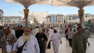 Masjid Nabawi Tetap Ramai Jelang Kedatangan Jemaah Haji Indonesia Gelombang 2 ke Madinah