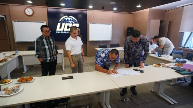 Nota Kesepahaman MoU Organisasi UCC di Bakrie Tower