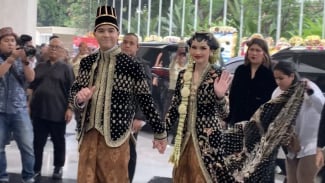  Kalau Yunani atau Inggris Udah Biasa