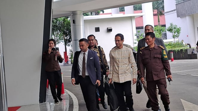 Nadi Makarim llegó a la oficina del Fiscal General