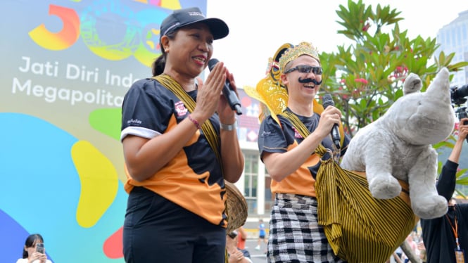 Acaraki Jamu Festival: Menyempurnakan Tradisi Menjamu melalui Panggung Fashion Indonesia & Games Tradisional