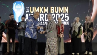 Konsisten Dampingi UMKM Binaan Jadi Lebih Kompeten, Pertamina Raih Penghargaan Tertinggi BUMN Award 2025