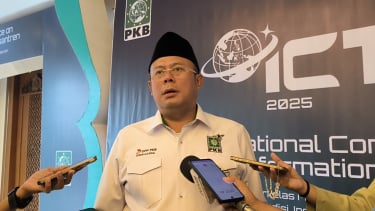 Wakil Ketua DPR RI, Cucun Ahmad Syamsurijal usai menghadiri acara penutupan ICTP di Hotel Grand Sahid Jaya, Jakarta Pusat, Kamis, 26 Juni 2025