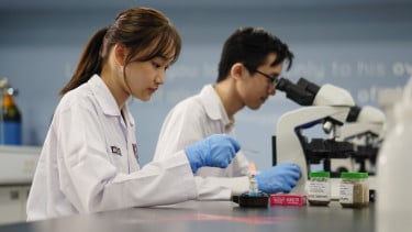 FIKES UPH Resmi Buka Program Profesi Apoteker
