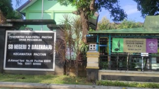 Sejumlah SDN di Pacitan Diduga Pungli Berkedok Pembelian Seragam Sekolah