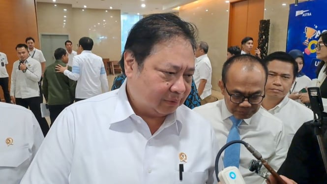 Menko Airlangga Terbang ke AS Tindaklanjuti Tarif Dagang Trump 32 Persen ke Indonesia