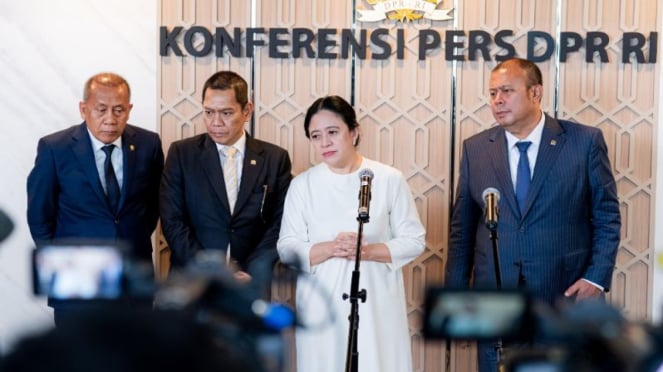 Presidente del Parlamento Indonesio Puan Maharani (Centro).
