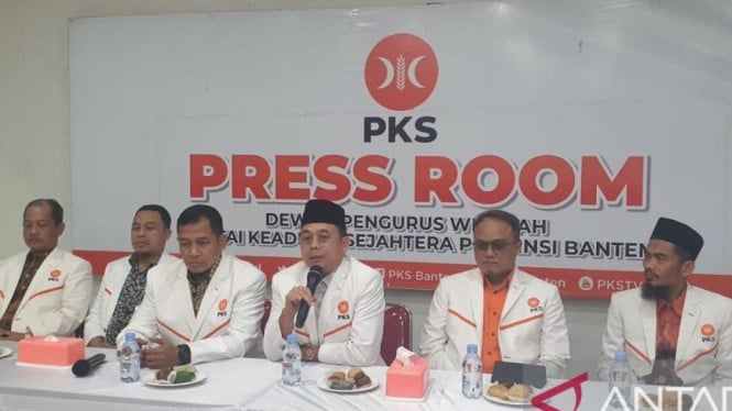 PKS Copot Budi Prajogo dari Pimpinan DPRD Banten Imbas Titip Siswa di SPMB