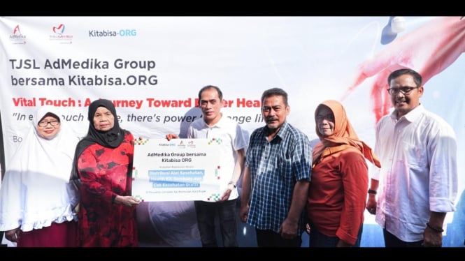AdMedika Gandeng Kitabisa.org Beri Layanan Test Mini MCU bagi Warga Kampung Rambutan Bogor