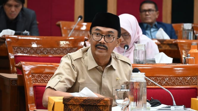 DPR Soroti Ketimpangan Penyaluran Dana Pendidikan: 30% Sekolah Alami Keterlambatan Dana BOS