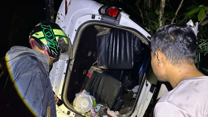 Gegara Mesin Mati, Fortuner Jatuh ke Jurang di Labuan Bajo, 1 Orang Tewas