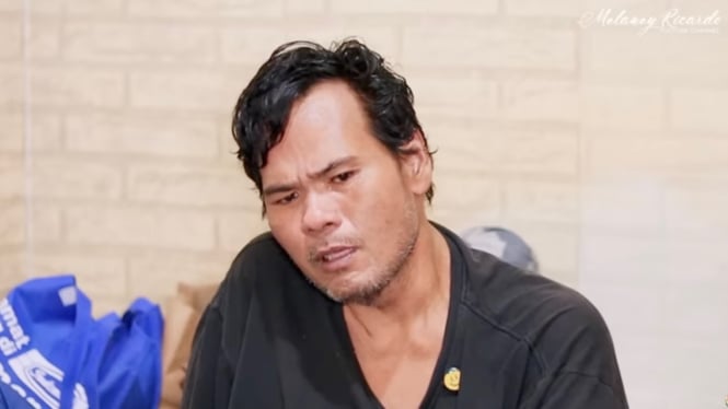 Fahmi Bo Sebatang Kara Tinggal di Kos-kosan, Kena Pengapuran Tulang Hingga Tak Bisa Jalan