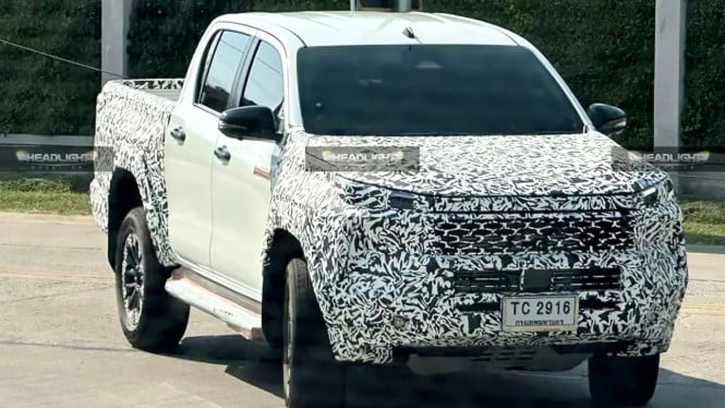 Toyota Hilux Terbaru Bakal Punya Varian Plug-in Hybrid, Rilis 2026