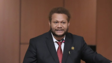 Anggota DPD RI Paul Finsen Mayor