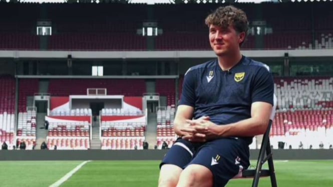 Sedang Berlangsung! Susunan Pemain dan Link Live Streaming Oxford United Vs Liga Indonesia All Star, Ole Romeny Starter