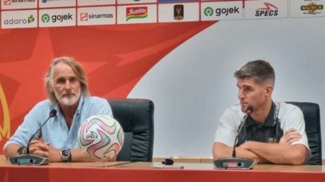 Pelatih Dewa United Sangat Bangga Setara dengan Persib Meski Bermain 10 Pemain