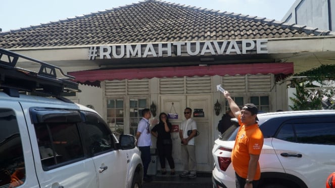 Kosh Diplomate ha muerto en una cinta durante los delincuentes de Arya