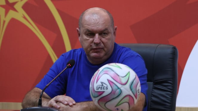 Entrenador de Persib Bandung, Bozan Hodac