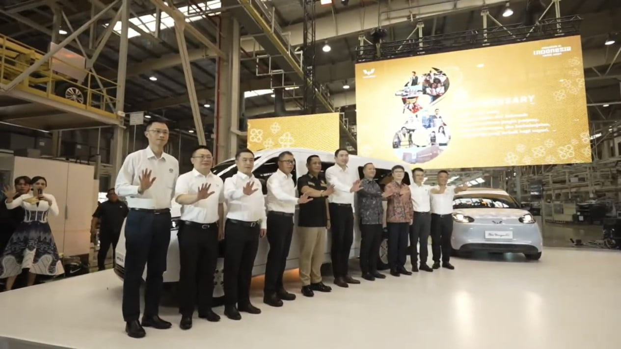 Wuling Luncurkan Dua Mobil Listrik Sekaligus, Salah Satunya Buat Angkut ...