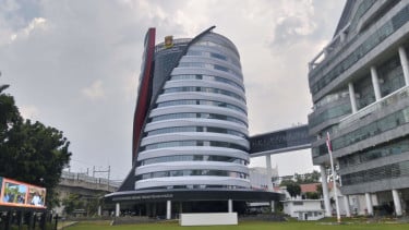 Un edificio redondo en Jampidsu
