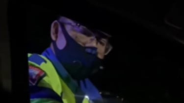 La policía detuvo a las mujeres en Toll Road