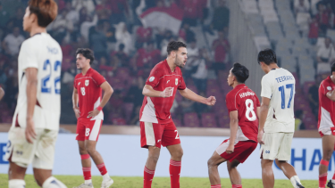 Pemain Timnas Indonesia U-23 rayakan gol Jens Raven