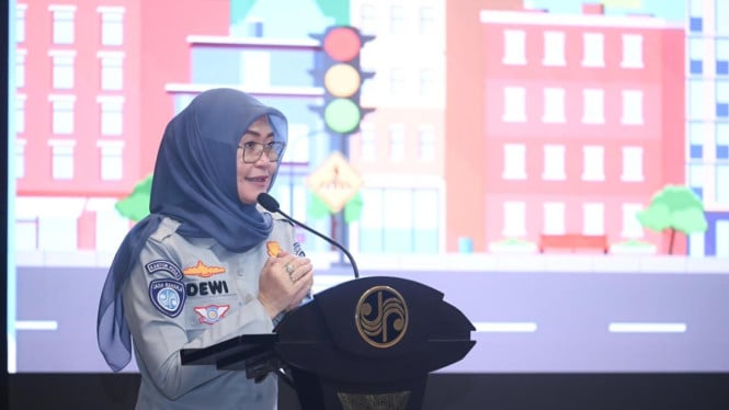 56.000 Anak Jadi Korban Kecelakaan, Jasa Raharja Ajak Pelajar Lakukan Ini  

Tips Aman Berkendara untuk Generasi Muda  


Patuhi rambu lalu lintas  
Gunakan helm dan sabuk pengaman  
Hindari distraksi saat berkendara  
Ikuti edukasi keselamatan berkendara  

#SafetyFirst #JasaRaharjaPeduli