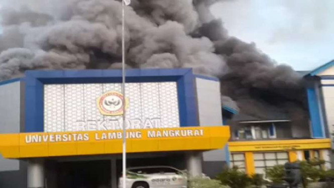 Rektorat Universitas Lambung Mangkurat Kebakaran, Ijazah Calon Wisudawan Hangus