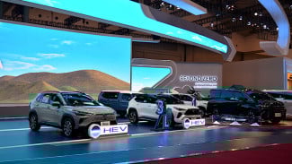 Mulai Rp242 Juta, Ada Versi Hybrid dan Listrik