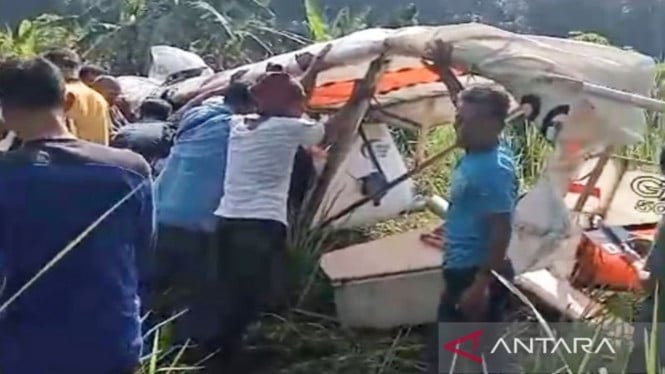 Detik-detik Pesawat Latih FASI Jatuh di Bogor yang Tewaskan Marsma TNI Fajar Adriyanto