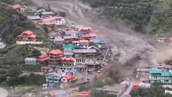 Banjir Bandang Terjang Uttarakhand India, 4 Tewas-100 Orang Hilang