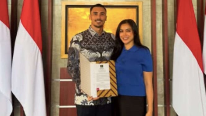 Vincent Verhaag Rasmi Jadi Warganegara Indonesia: Dedikasi Demi Keluarga dan Cinta pada Indonesia!