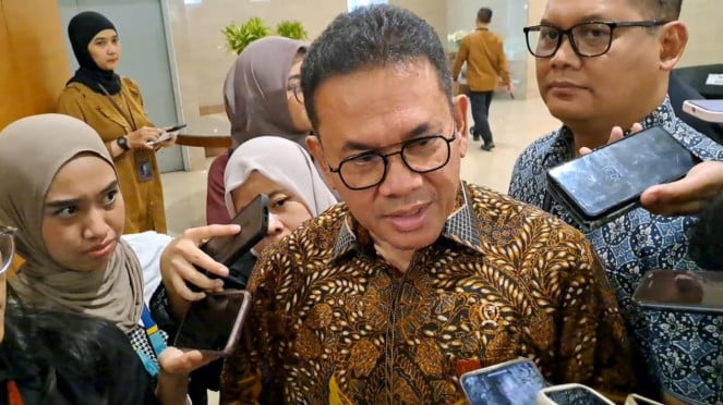 Ministro de Comercio Budi Santoso 
