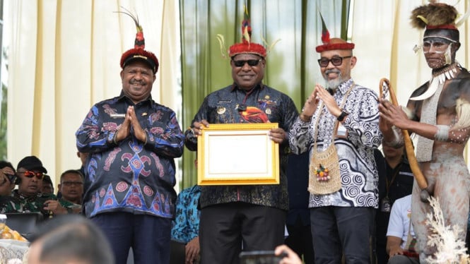 Resmi Dibuka! Festival Lembah Baliem 2025 Tampilkan Atraksi 1.500 Pemain Pikon
