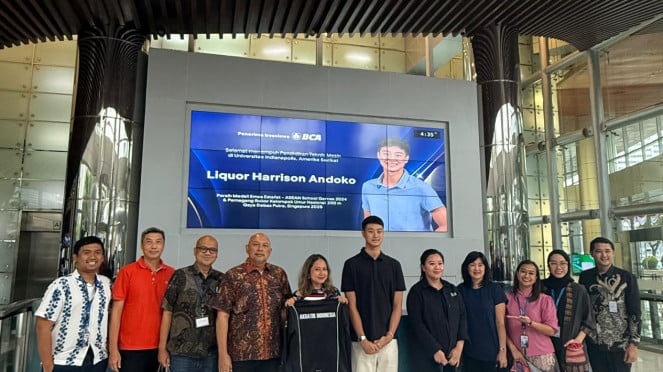 Indonesia ha ganado la beca de estudiantes y atletas de la Universidad de Indianápolis, Universidad de Harrison Androko de Indonesia