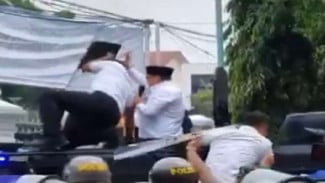 Bupati Sudewo Temui Demonstran Pakai Rantis: Saya Mohon Maaf