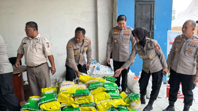 4 Ton Beras Murah Polri Ludes dalam Sekejap Diserbu Warga Jaktim, Polisi: Jangan Disalahgunakan
