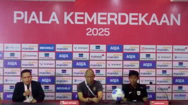 El entrenador del equipo nacional de Indonesia U-17 Nova Ariano