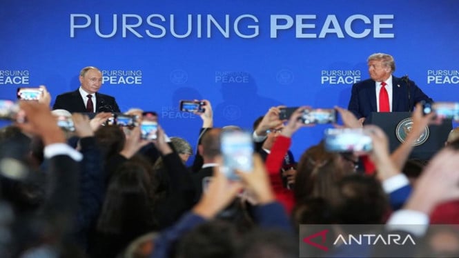 Trump Ingin Adakan Pertemuan dengan Putin dan Zelenskyy