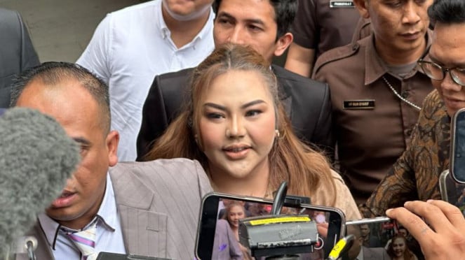 Lisa veio para a celebridade de Mariana KPK